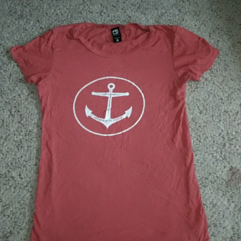 Alternative t shirt